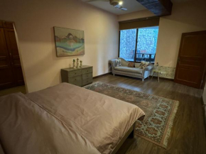 3-BR Murree Hills Hideaway with Scenic View